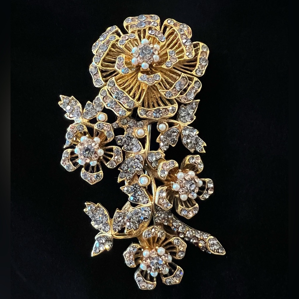 Jose Barrera’s Stunning Flowers For Your Collection — Beautiful Brooch NWOT